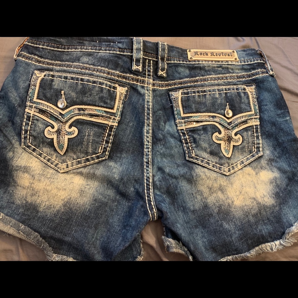 Rock revival easy fit shorts size 36